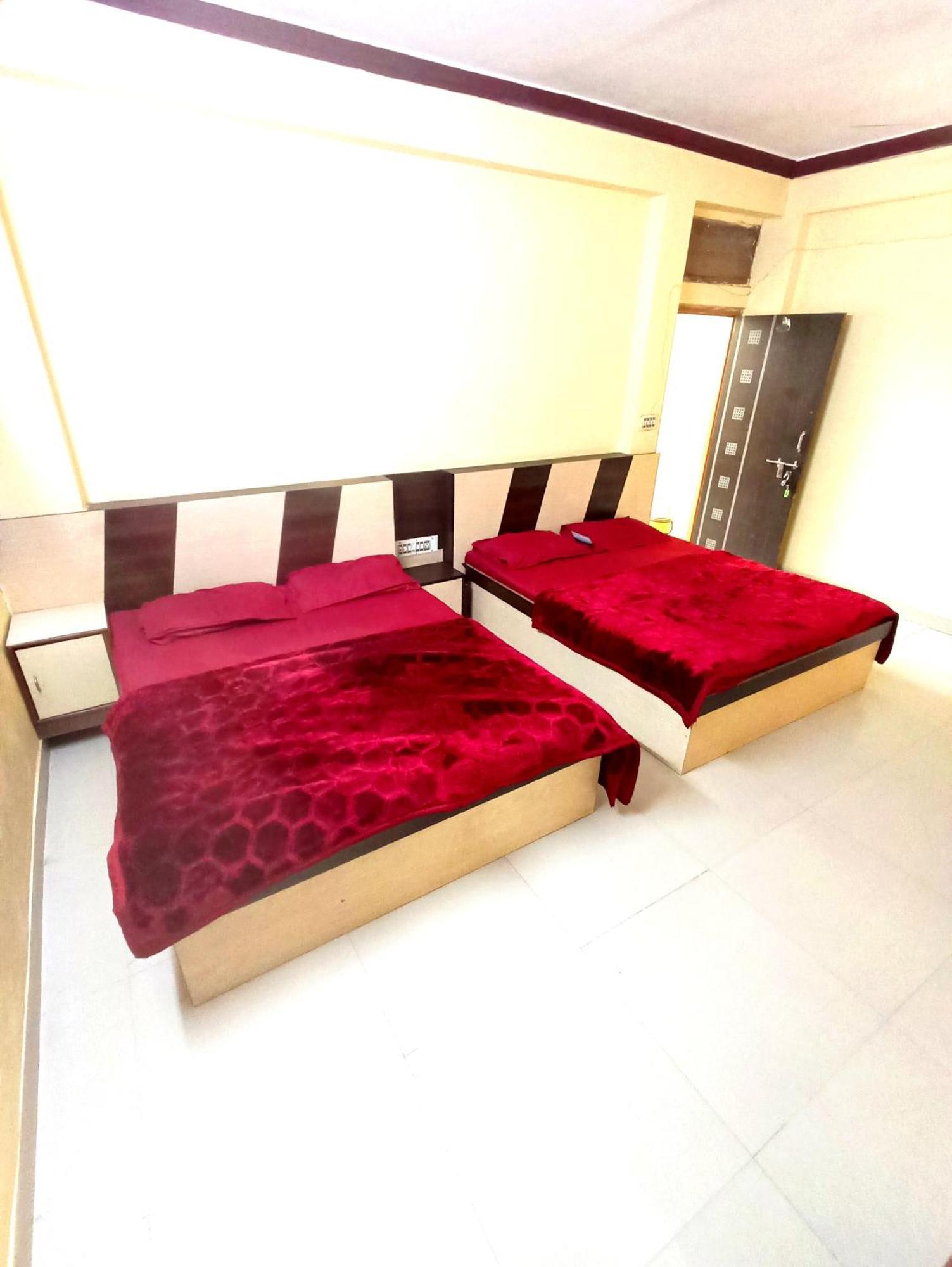 Shreeji Arpan Hotel Nāthdwāra Eksteriør billede